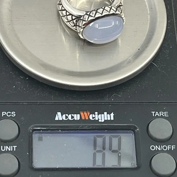 Vintage Sterling Silver Thai Ring with Blue Chalcedony – Size 4.75, 8.9g - Picture 17 of 17